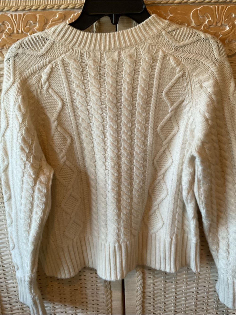 Cable-knit cardigan sweater - Picture 6 of 10